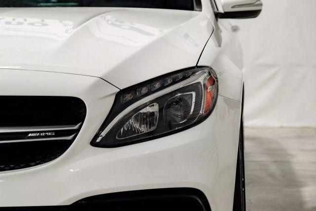 Photo of 2015 White Mercedes-Benz C-Class