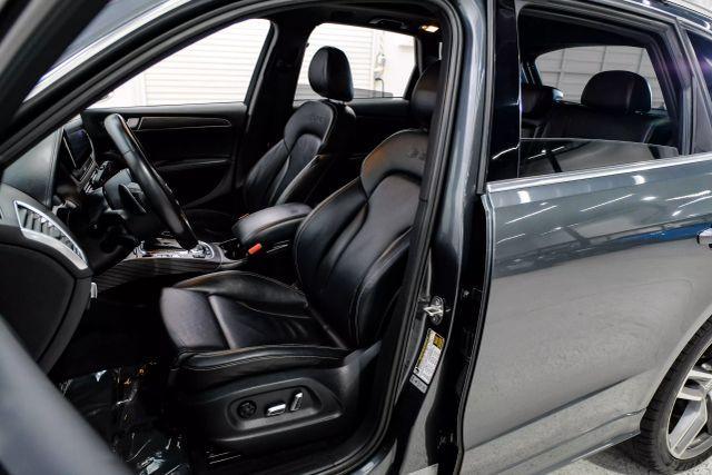 Photo of 2015 Gray Audi SQ5