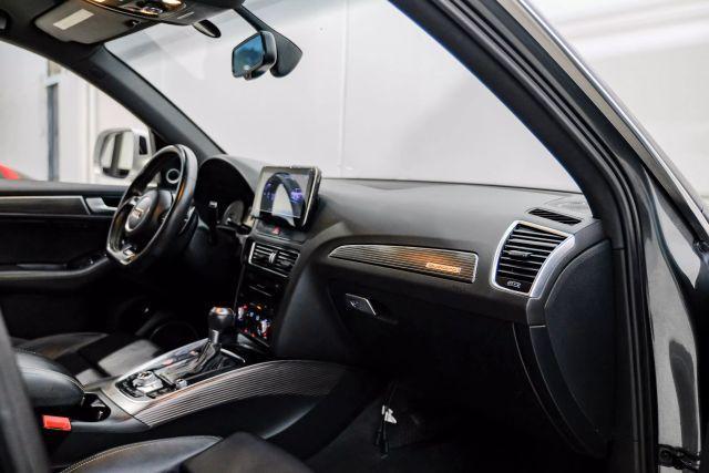 Photo of 2015 Gray Audi SQ5