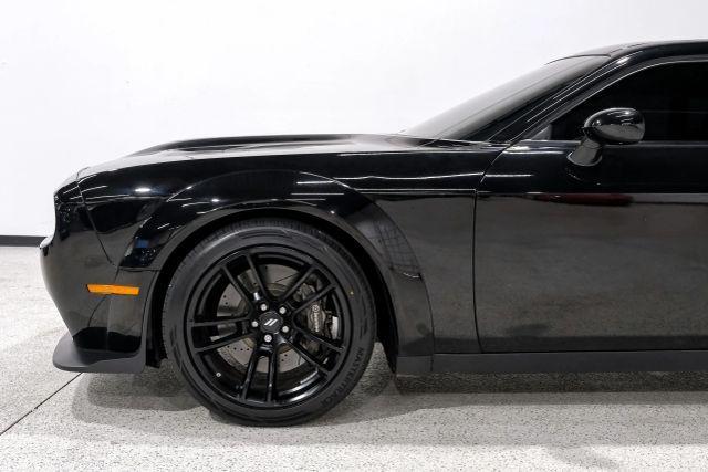 Photo of 2020 Black Dodge Challenger