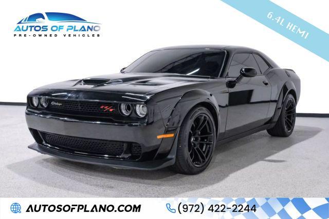 Photo of 2020 Black Dodge Challenger