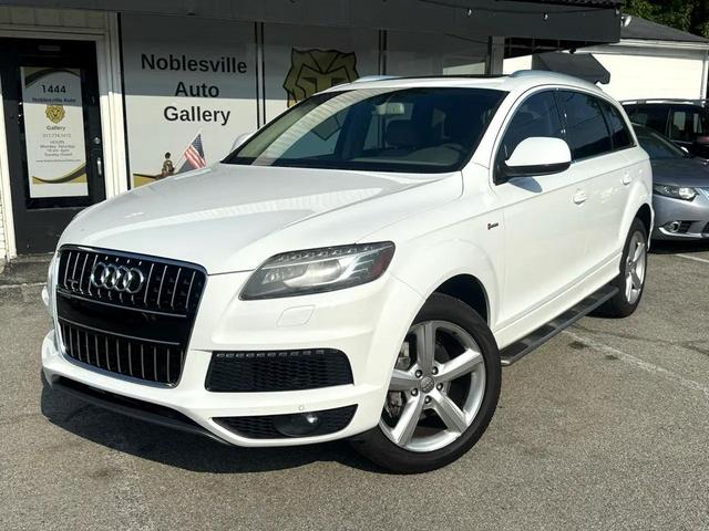 Photo of 2012 White Audi Q7