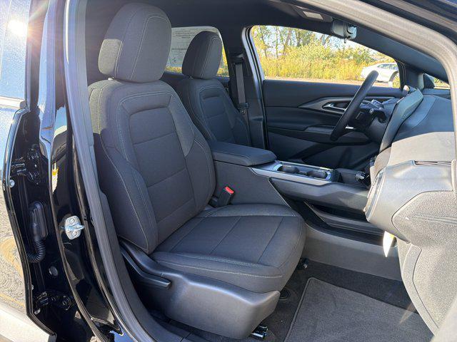 Photo of 2026 Black Chevrolet Equinox EV