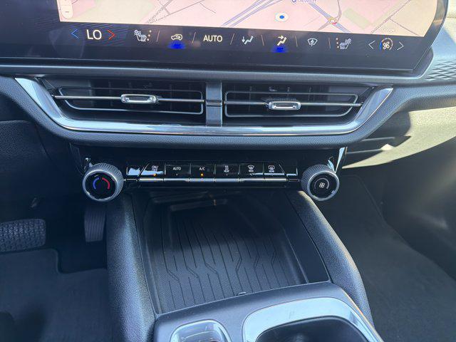 Photo of 2026 Black Chevrolet Equinox EV