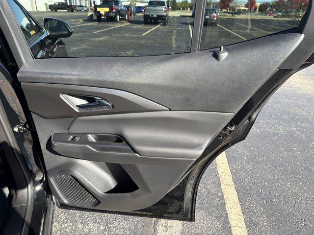 Photo of 2026 Black Chevrolet Equinox EV