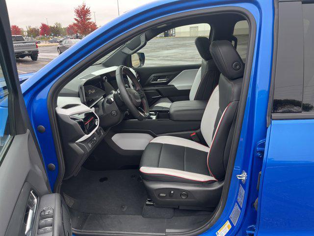 Photo of 2025 Riptide Blue Metallic Chevrolet Silverado EV