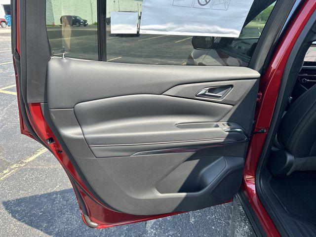 Photo of 2025 Radiant Red Tintcoat Chevrolet Traverse