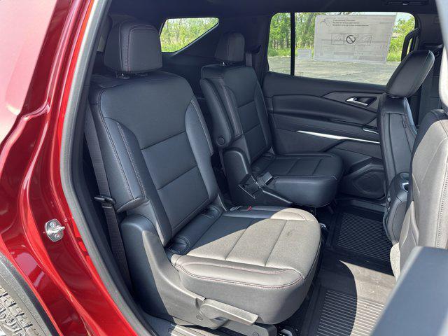 Photo of 2025 Radiant Red Tintcoat Chevrolet Traverse