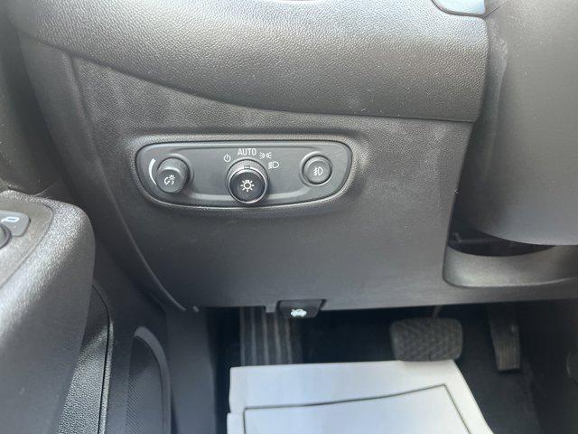 Photo of 2020 Midnight Blue Metallic Chevrolet Equinox