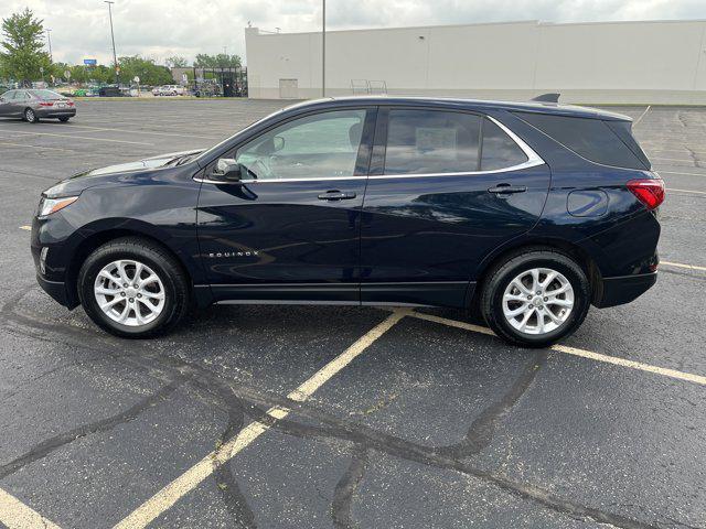 Photo of 2020 Midnight Blue Metallic Chevrolet Equinox