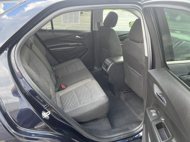 Photo of 2020 Midnight Blue Metallic Chevrolet Equinox