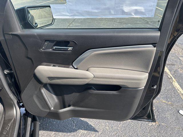 Photo of 2026 Black Chevrolet Colorado