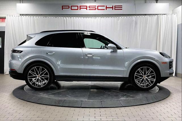 Photo of 2025 Dolomite Silver Metallic Porsche Cayenne