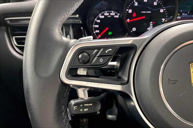 Photo of 2021 Black Porsche Macan