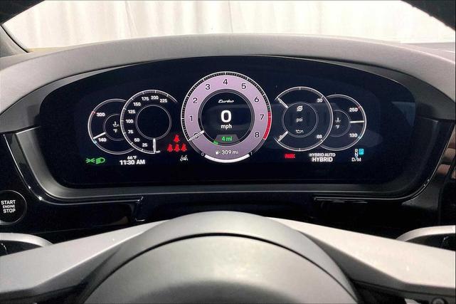 Photo of 2024 Dolomite Silver Metallic Porsche Cayenne