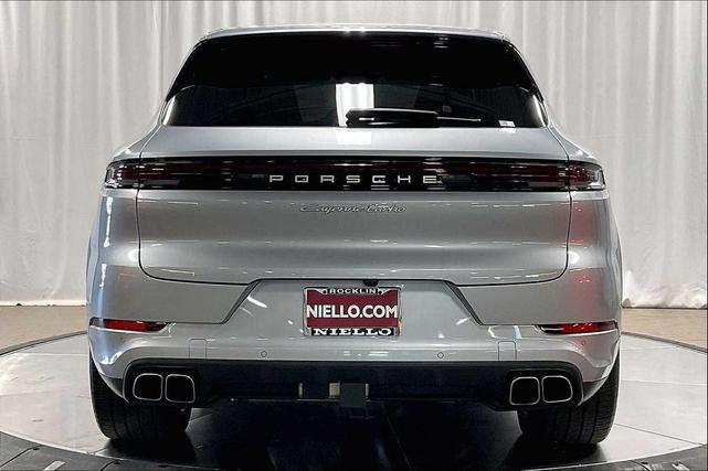 Photo of 2024 Dolomite Silver Metallic Porsche Cayenne