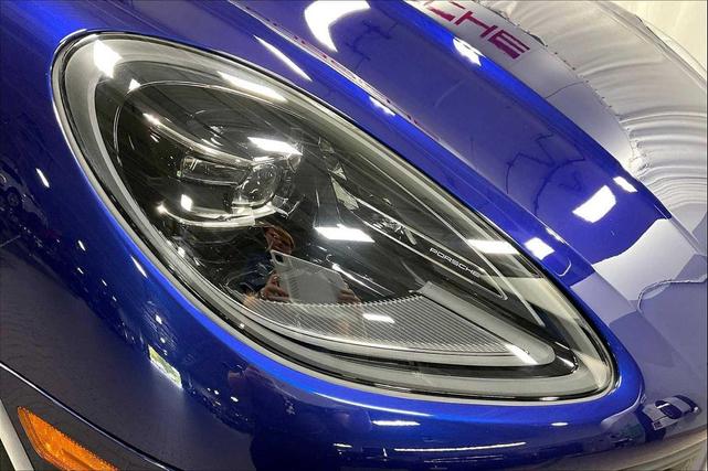 Photo of 2025 Gentian Blue Metallic Porsche Macan