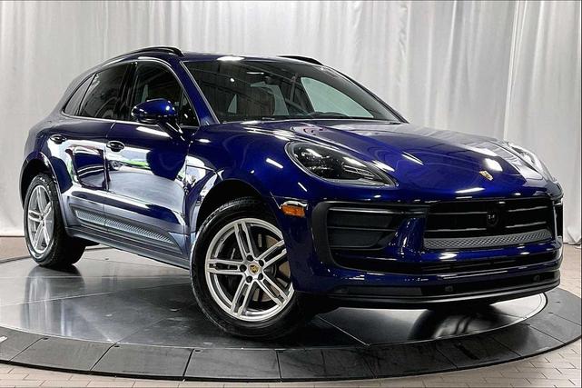 Photo of 2025 Gentian Blue Metallic Porsche Macan