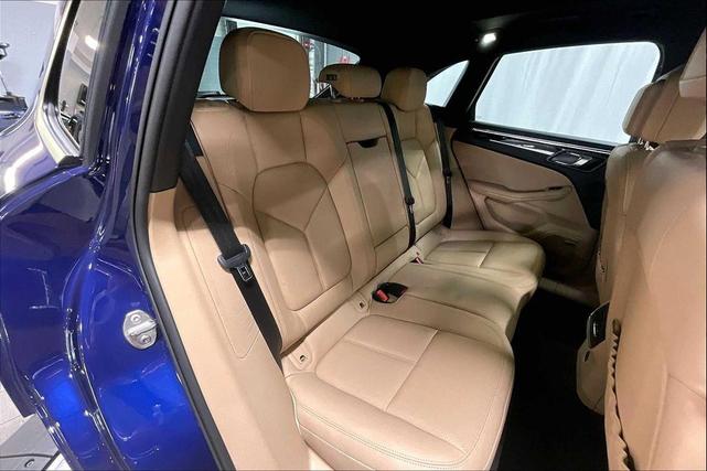 Photo of 2025 Gentian Blue Metallic Porsche Macan