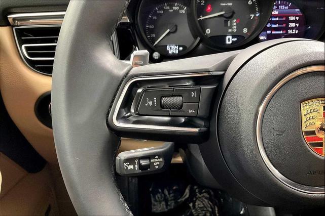 Photo of 2025 Gentian Blue Metallic Porsche Macan
