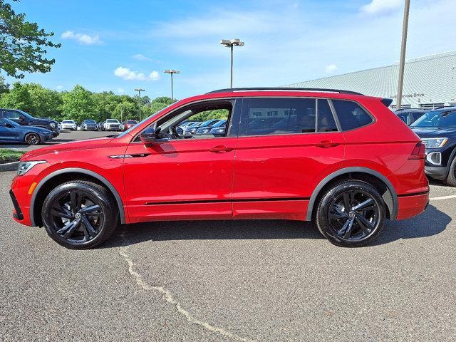 Photo of 2024 Kings Red Volkswagen Tiguan