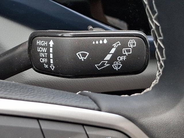 Photo of 2022 Pure White Volkswagen Taos