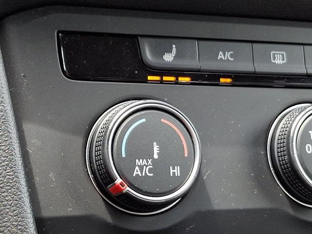 Photo of 2022 Pure White Volkswagen Taos