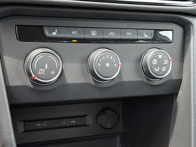 Photo of 2022 Pure White Volkswagen Taos