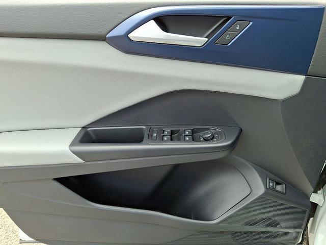 Photo of 2022 Pure White Volkswagen Taos