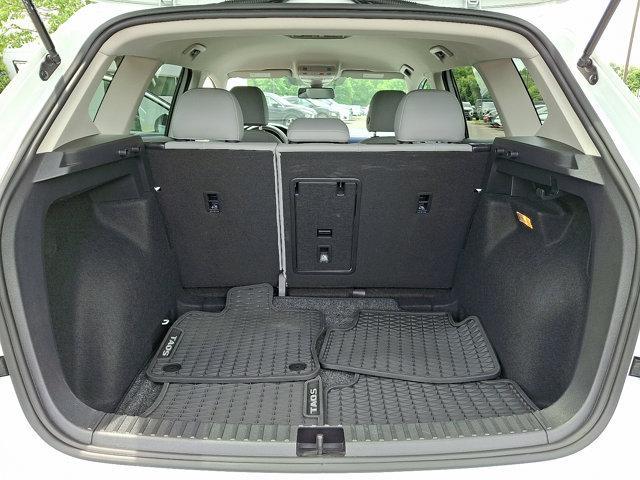 Photo of 2022 Pure White Volkswagen Taos