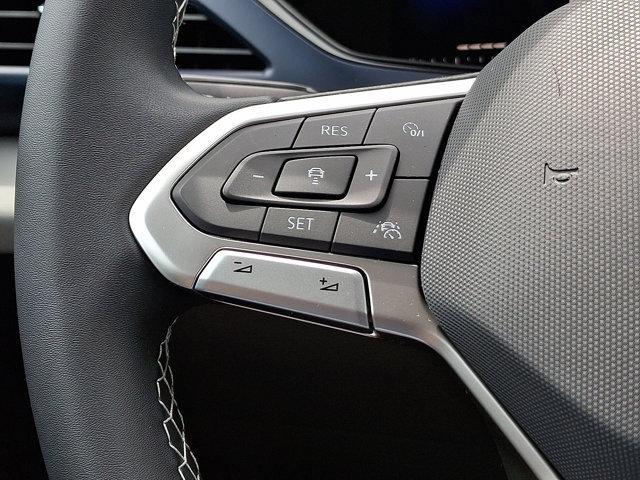 Photo of 2022 Pure White Volkswagen Taos
