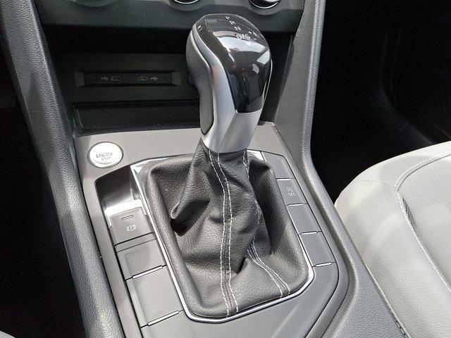 Photo of 2022 Pure White Volkswagen Taos