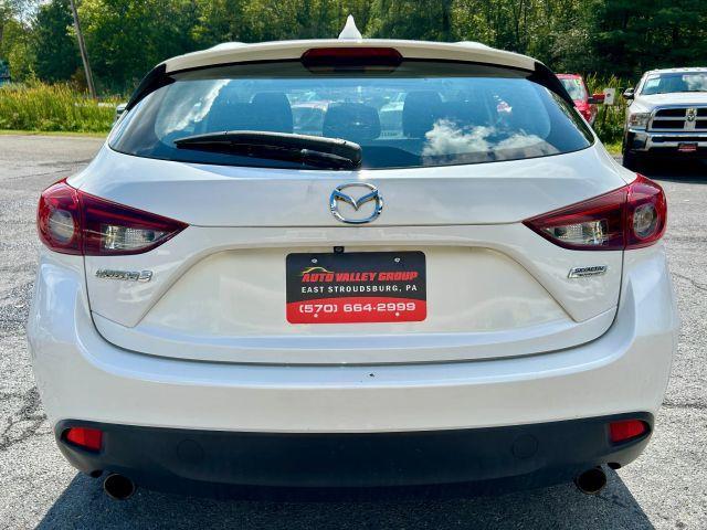 Photo of 2014 Snowflake White Pearl Mica Mazda Mazda3