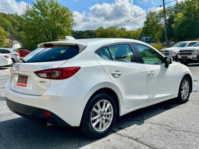 Photo of 2014 Snowflake White Pearl Mica Mazda Mazda3
