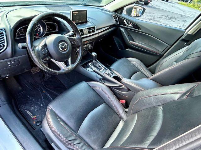 Photo of 2014 Snowflake White Pearl Mica Mazda Mazda3