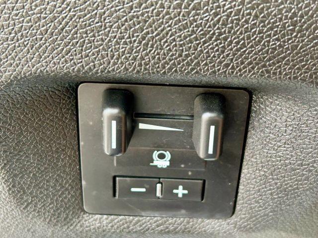 Photo of 2014 White Chevrolet Silverado 2500