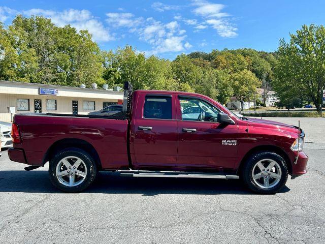 Photo of 2018 Burgundy RAM 1500