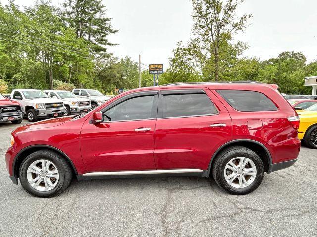 Photo of 2013 Burgundy Dodge Durango
