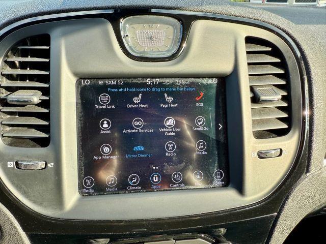 Photo of 2017 Gray Chrysler 300