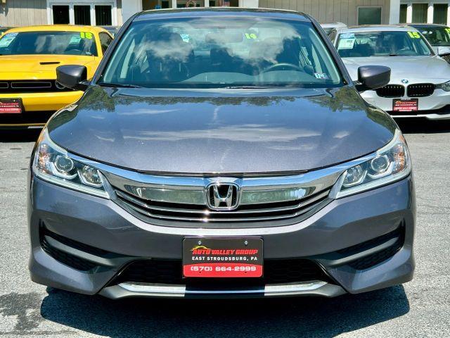 Photo of 2017 Gray Honda Accord