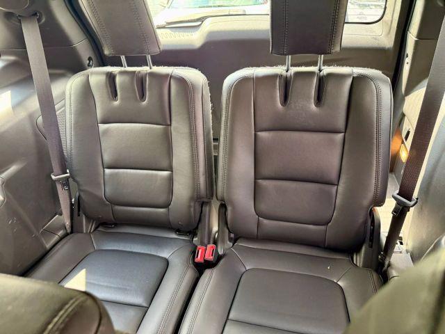 Photo of 2015 Black Ford Explorer