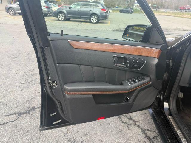 Photo of 2013 Black Mercedes-Benz E-Class