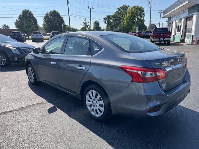Photo of 2018 Gun Metallic Nissan Sentra