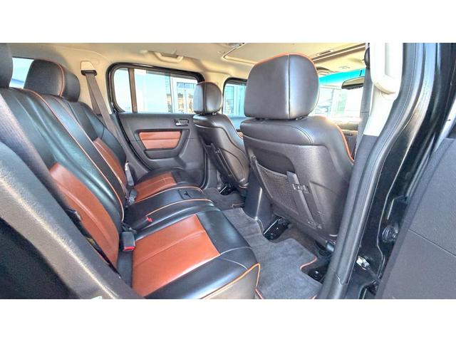 Photo of 2006 Black Hummer H3