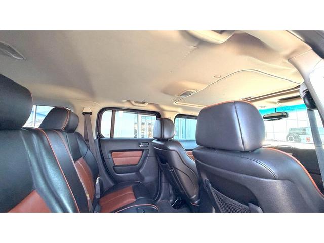 Photo of 2006 Black Hummer H3