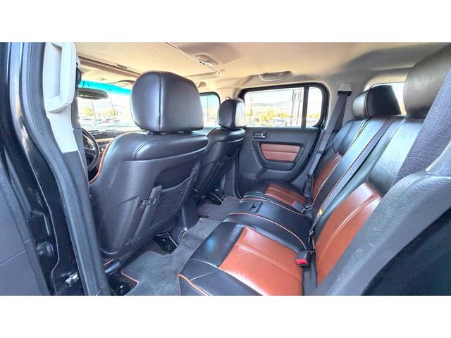 Photo of 2006 Black Hummer H3
