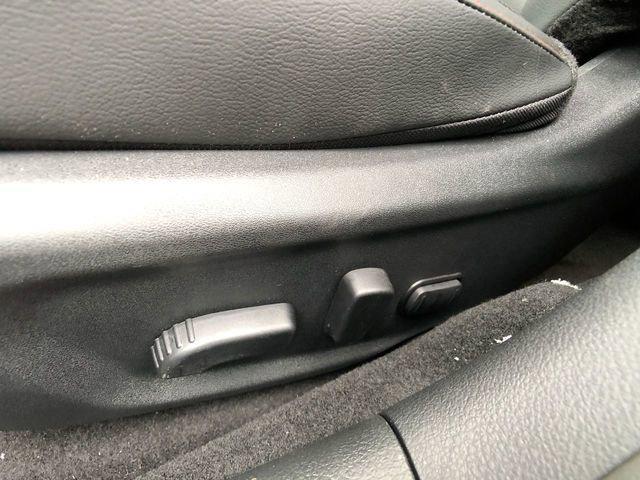Photo of 2025 Aspen White Tricoat/Super Black Nissan Sentra