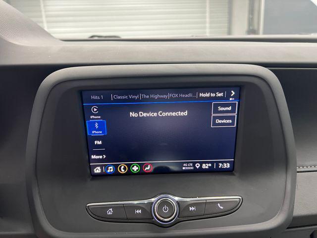 Photo of 2023 Summit White Chevrolet Camaro