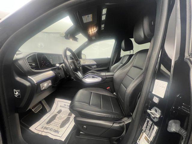 Photo of 2022 Black Mercedes-Benz GLS 450