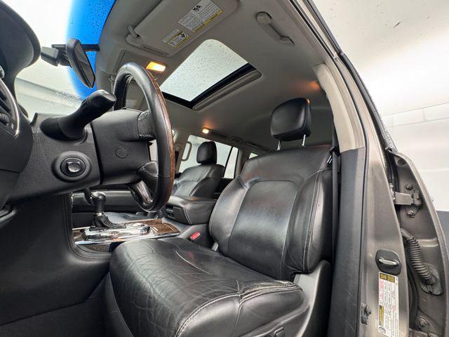 Photo of 2016 Quartz INFINITI QX80